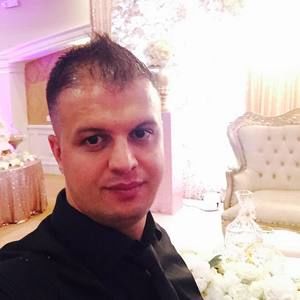 Meet your Posher, Ahmad